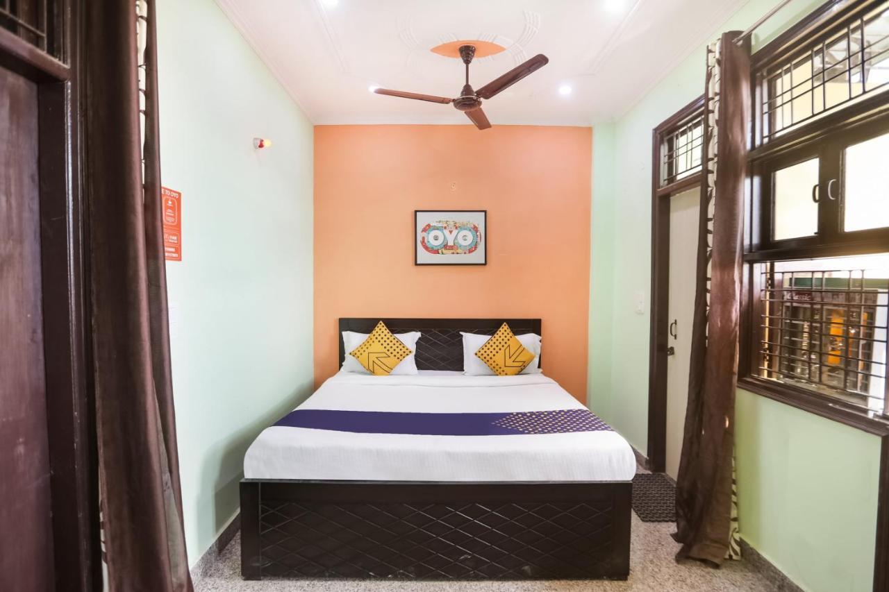 Spot On Main View Guest House Near Leisure Valley Park Gurgaon Dış mekan fotoğraf